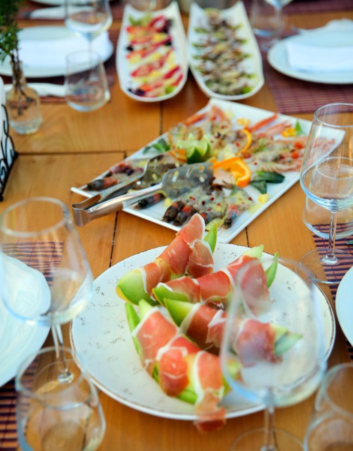 Kraal 4* Vlorë