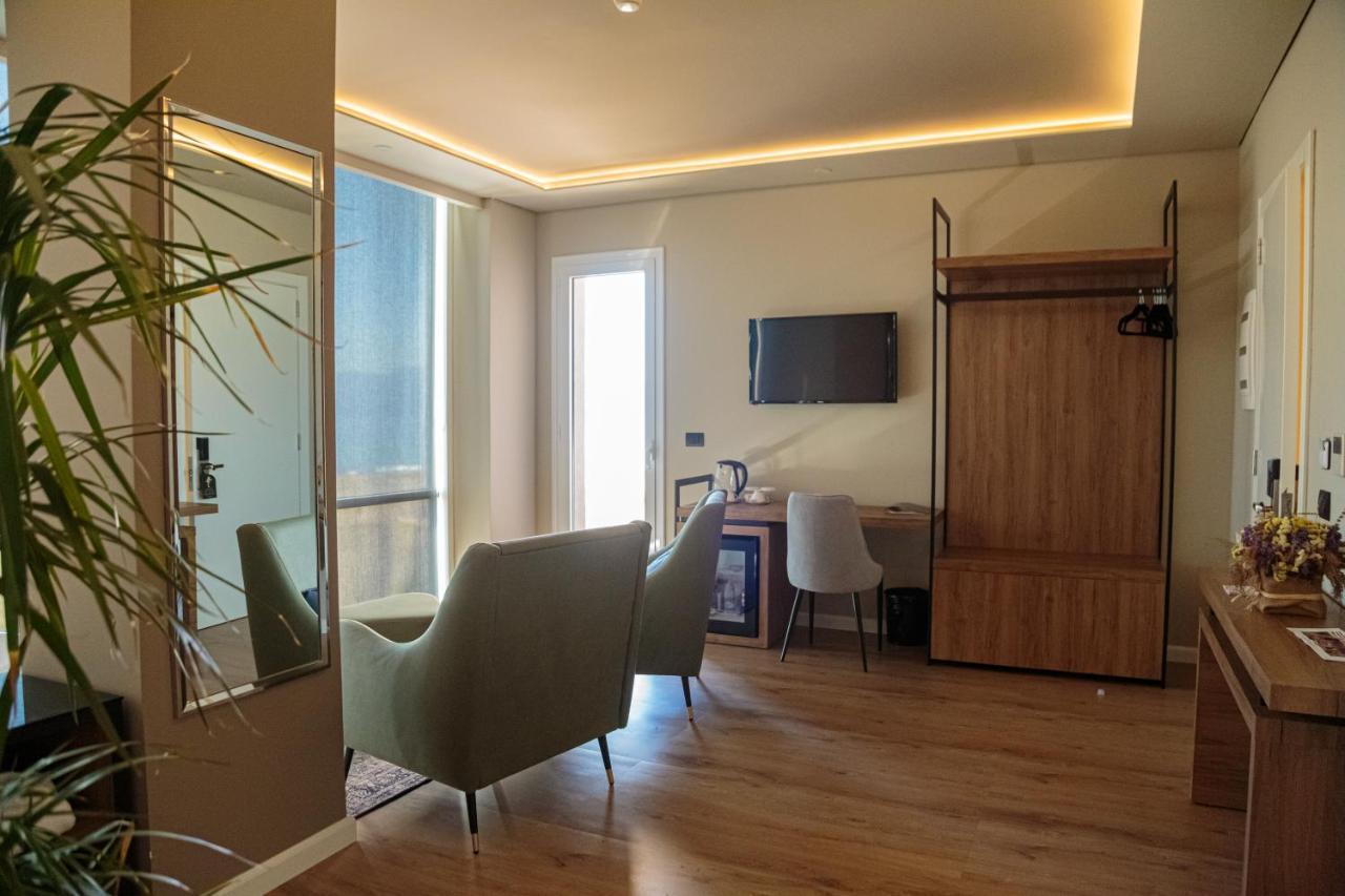 Kraal Hotel 4*